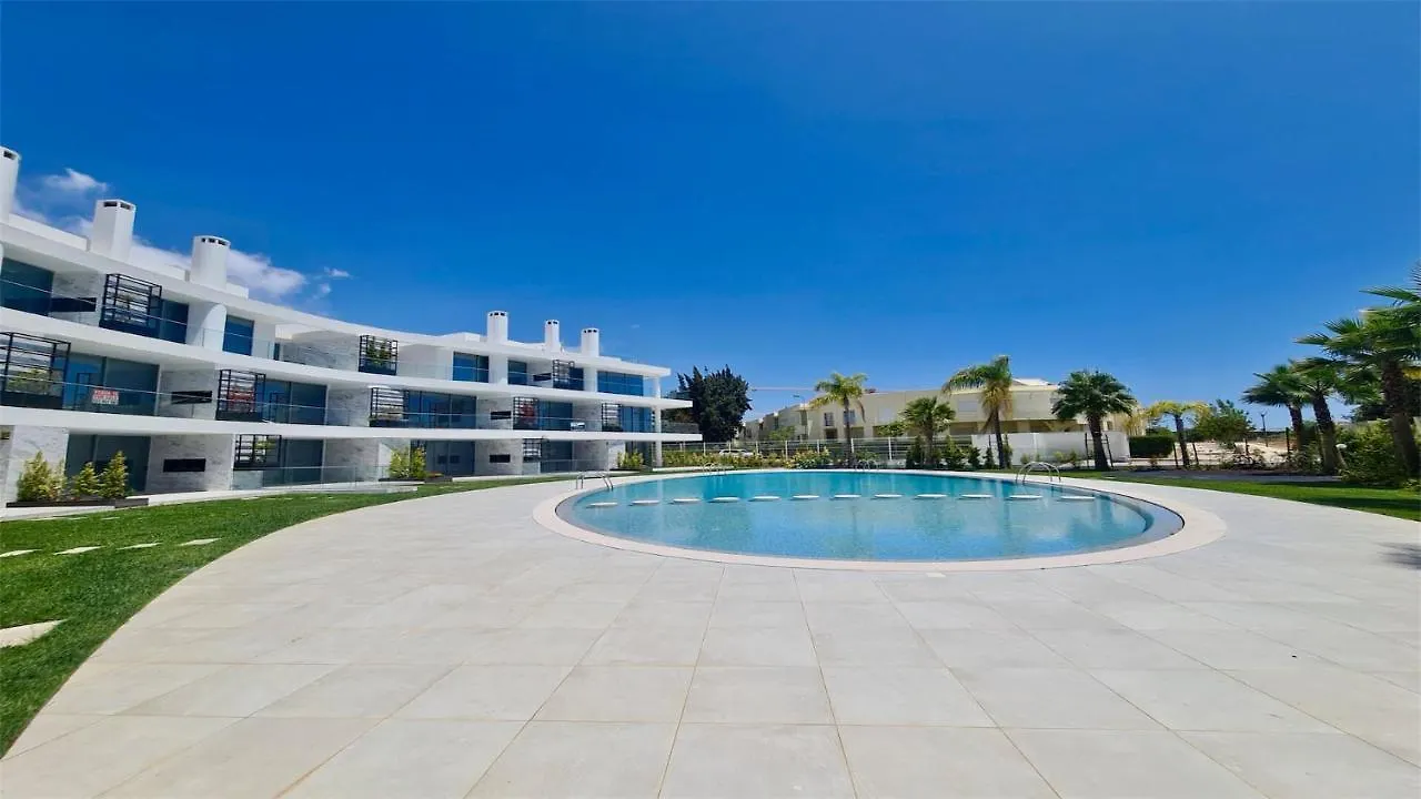 Lake24 Cd256- Cleverdetails, 3 Bedroom Apartment, Sleeps 6, Near To Falesia Beach And The Marina Vilamoura Appartamento