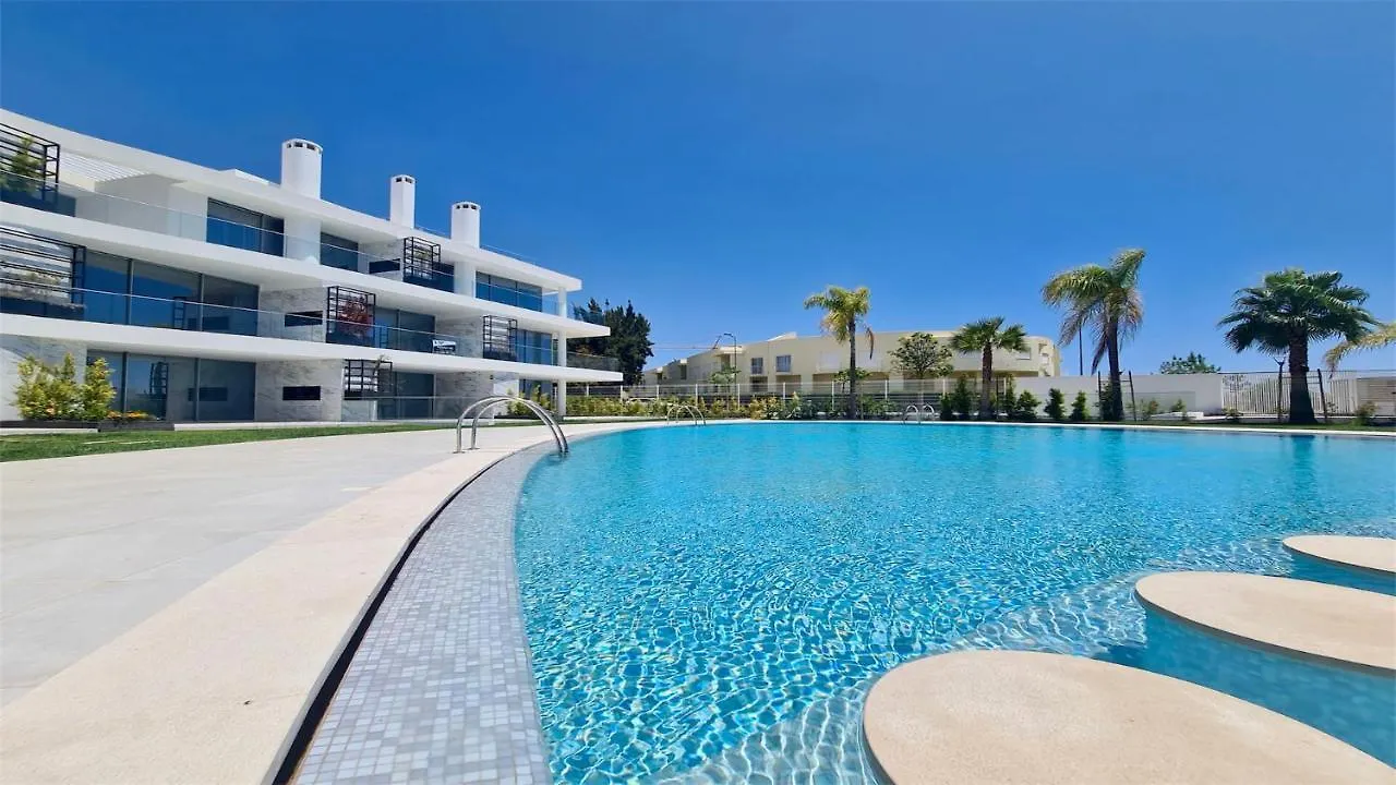 Lake24 Cd256- Cleverdetails, 3 Bedroom Apartment, Sleeps 6, Near To Falesia Beach And The Marina Vilamoura Portugal