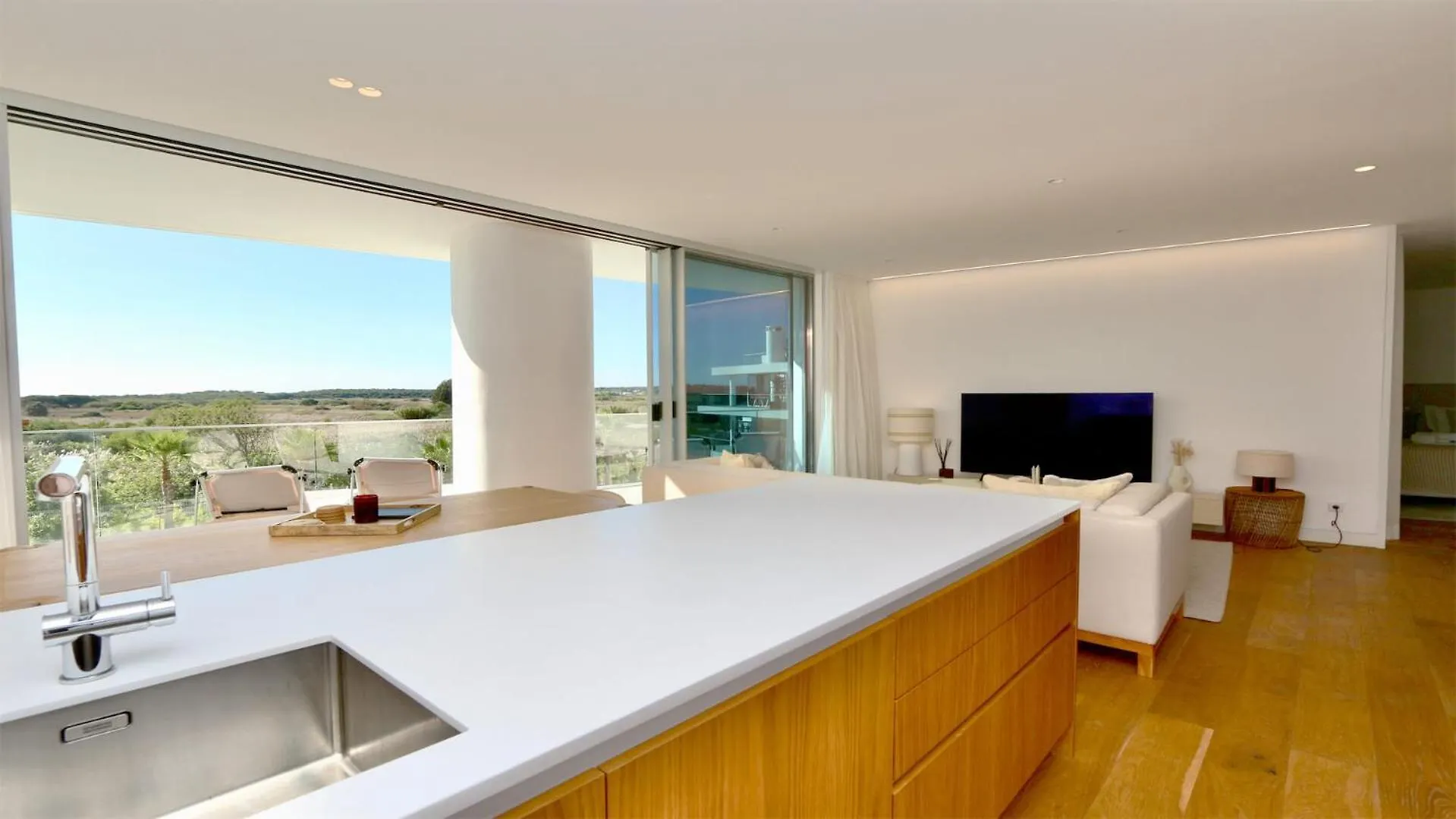 Lake24 Cd256- Cleverdetails, 3 Bedroom Apartment, Sleeps 6, Near To Falesia Beach And The Marina Vilamoura
