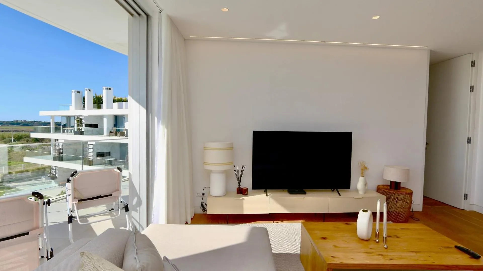 Lake24 Cd256- Cleverdetails, 3 Bedroom Apartment, Sleeps 6, Near To Falesia Beach And The Marina Vilamoura Portugal