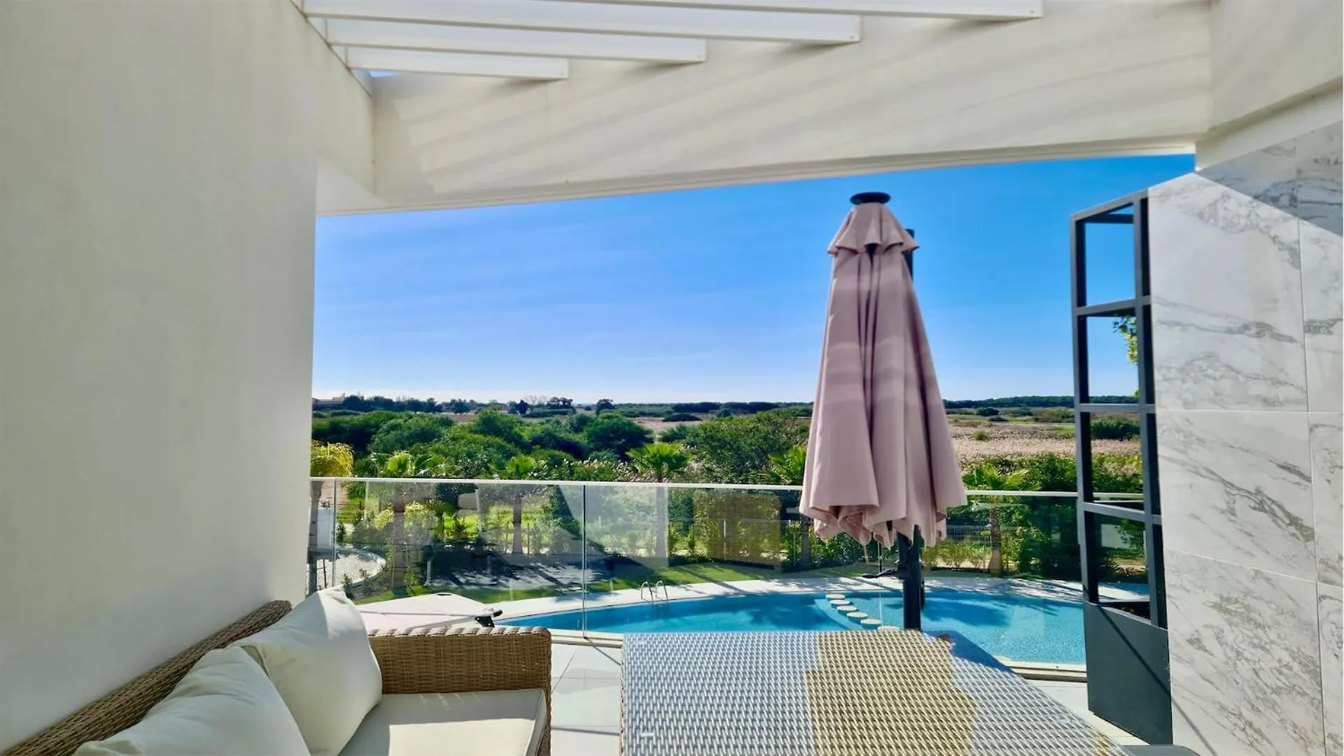 Lake24 Cd256- Cleverdetails, 3 Bedroom Apartment, Sleeps 6, Near To Falesia Beach And The Marina Vilamoura Apartment